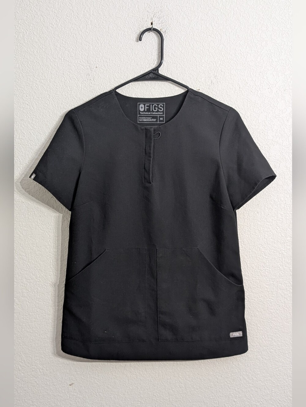 FIGS Women's Black Scrubs Top Size XS Henley Neck Short Sleeve Medical Nurse Vet
